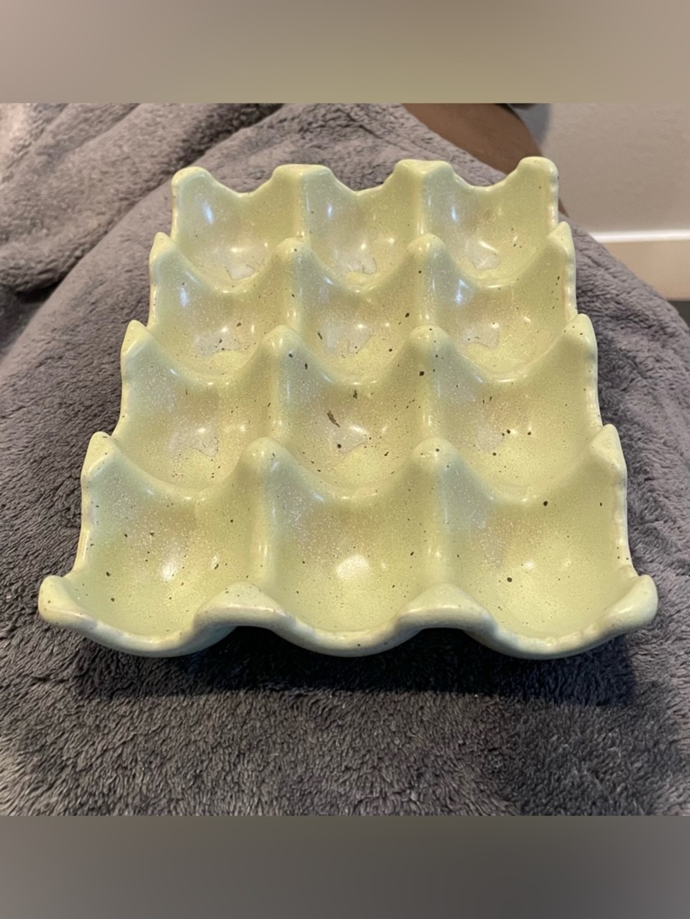 Ceramic egg dish / holder - light green